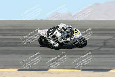 media/May-10-2025-Race Pace (Sat) [[db32fef2da]]/Vested/3-Bowl Set 1 (9am)/